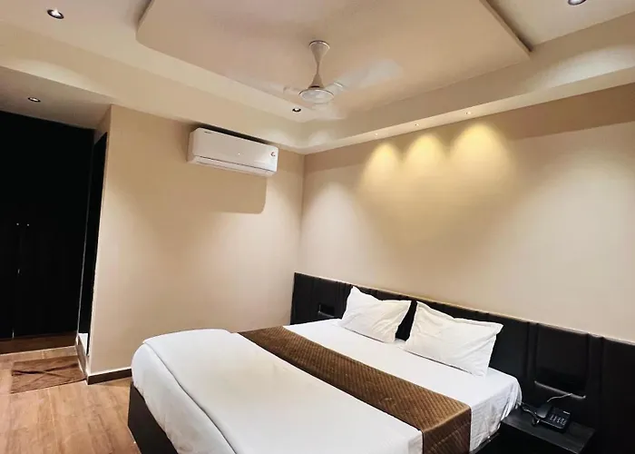 Hotel Presidency - Sosyo Circle