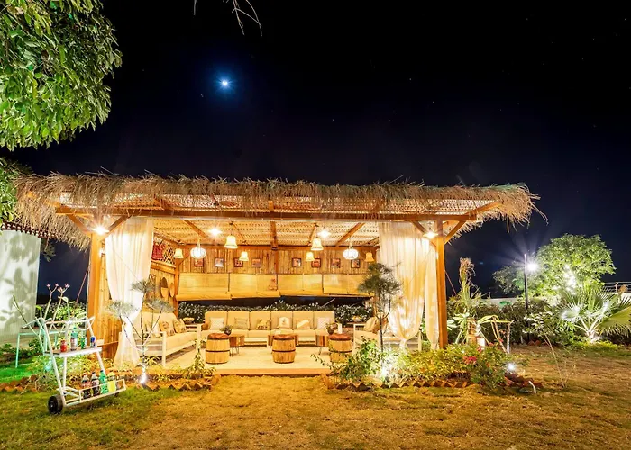 Geeta Bagh Estate- Luxury Farm Retreat With Pool, Pushkar