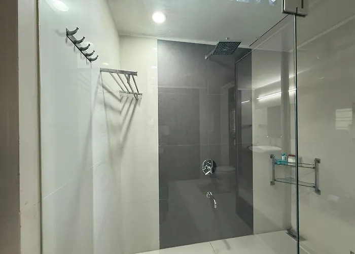 Ultra-Luxurious 3Bhk 1St Floor Of Bungalow
