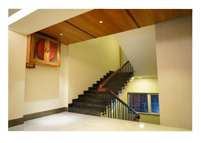 Hotel Surguru