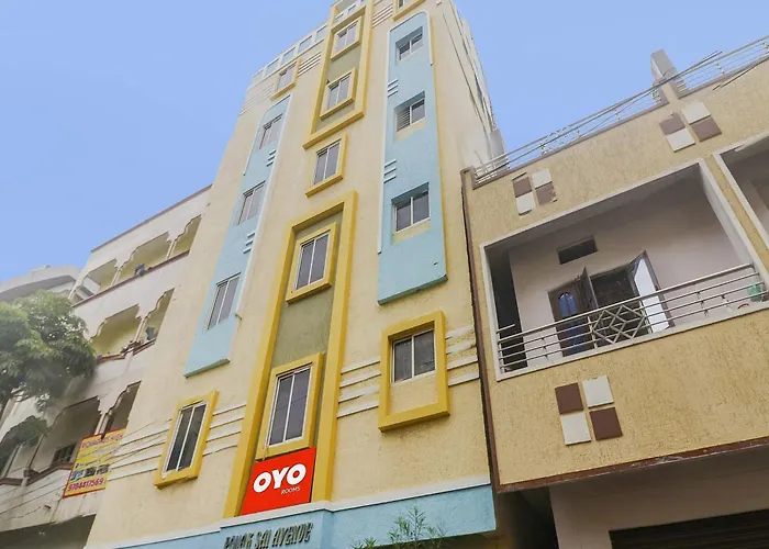Hotel O Rr Kondapur 