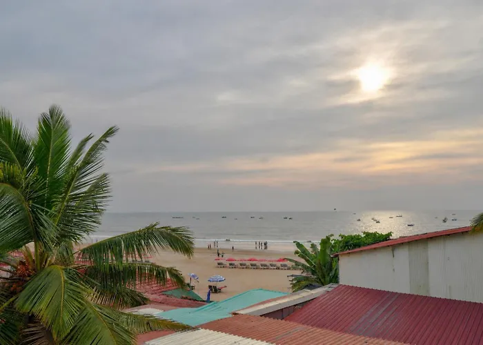Hotel Salty Waves Baga