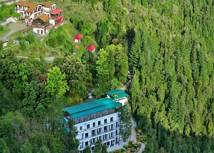 La Riqueza Dhanolti View - View Of Valleys & Mountains - Private Parking - Near To Eco Park & Surkanda Devi Temple