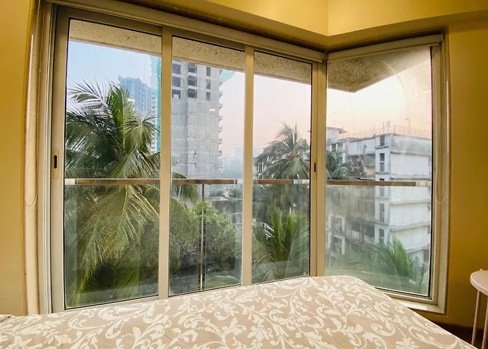 Connekthomes - Modern2Bed-Bandraarea
