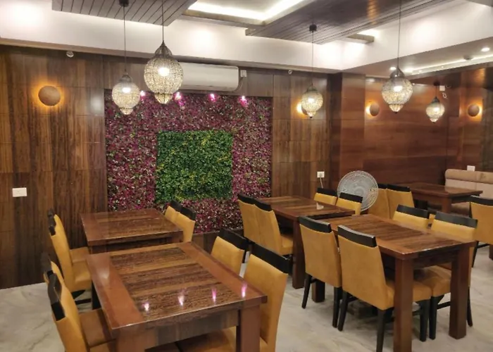 Jamindar'S Palace - Beach Front Hotel Puri