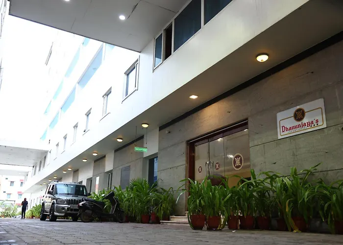 Dhanunjayas Luxury Hotel