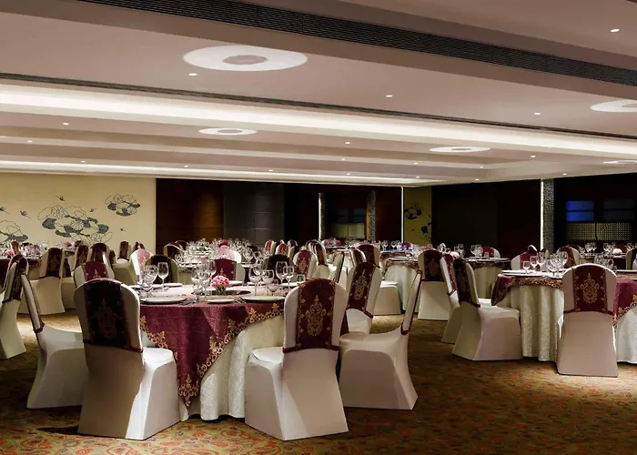 Grand Mercure Vadodara Surya Palace