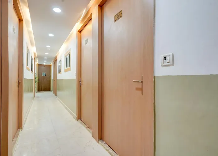 Hotel Smart Inn-Near Delhi Airport
