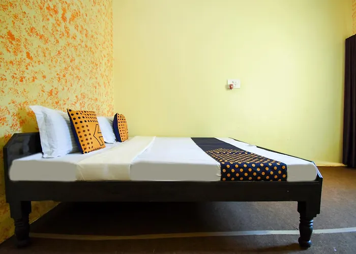 Spot On 69430 Saini Guest House