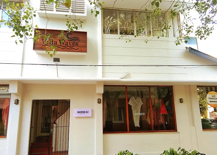 Villa Waves