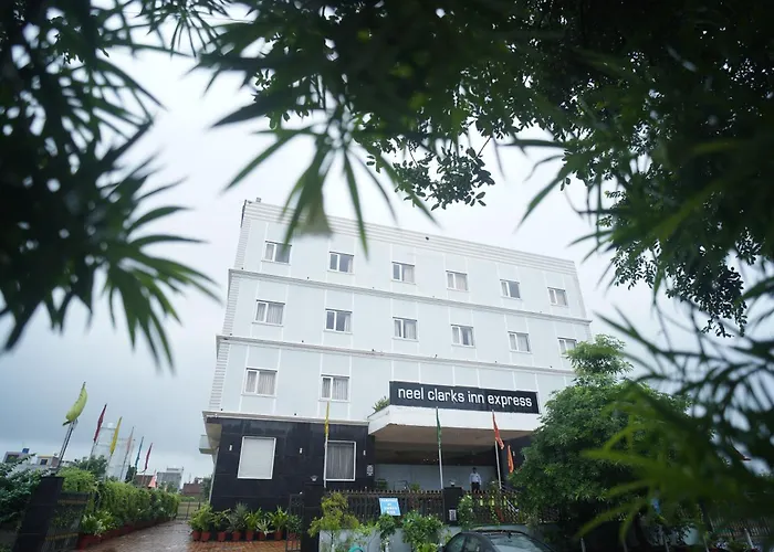 Neel Clarks Inn Express Agra 