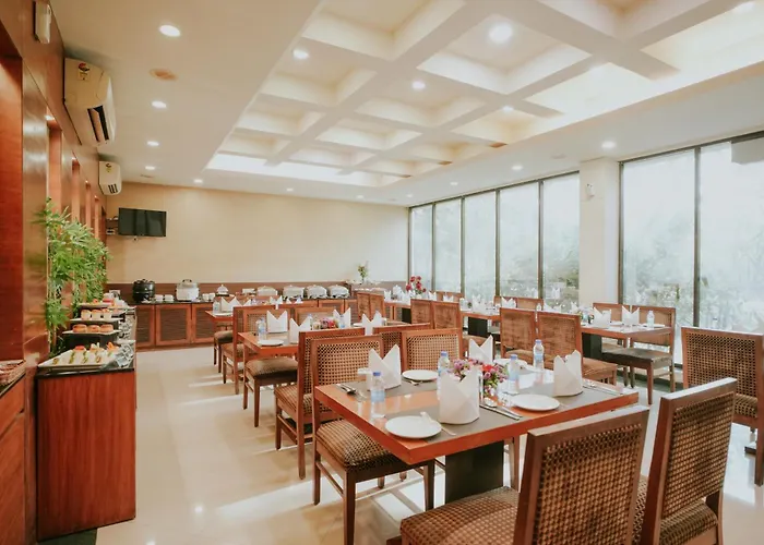 Hotel Phoenix Koregaon Park
