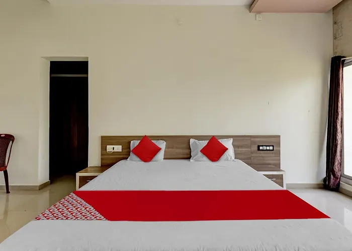Oyo Nandan Resort