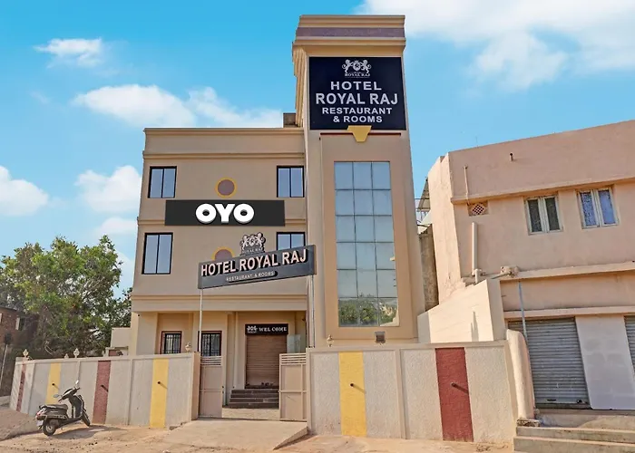 Hotel O Royal Raj