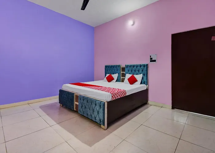 Hotel O Galaxy Guest House