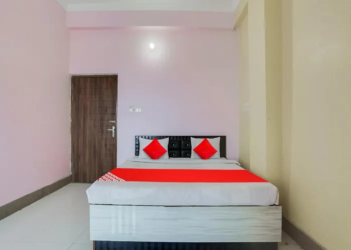 Oyo Flagship Radhe Radhe Hotels