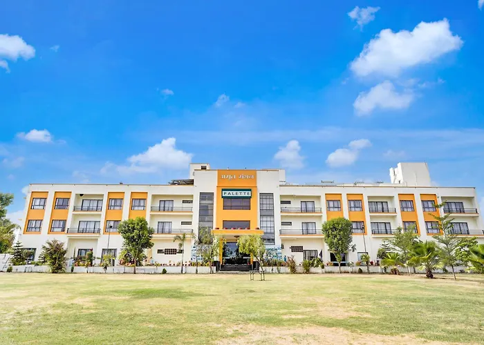 Hotel Amrit Manthan