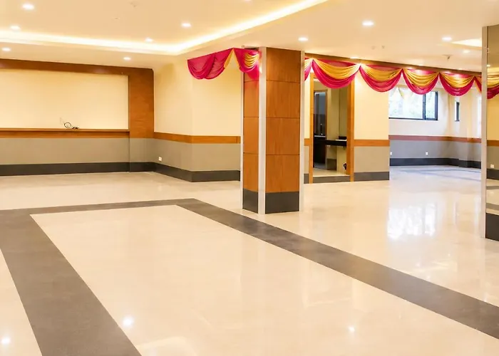 Max Hotels Jabalpur