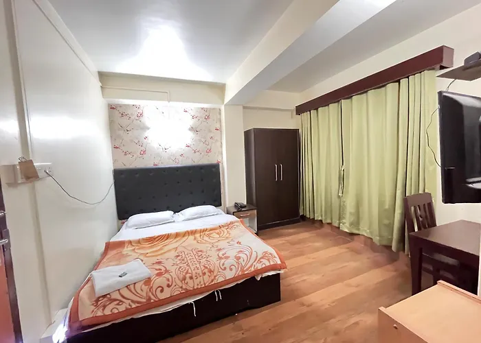 The Griffon'S Nest Hotel Gangtok