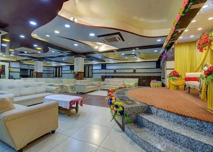 Hotel O Madhuram