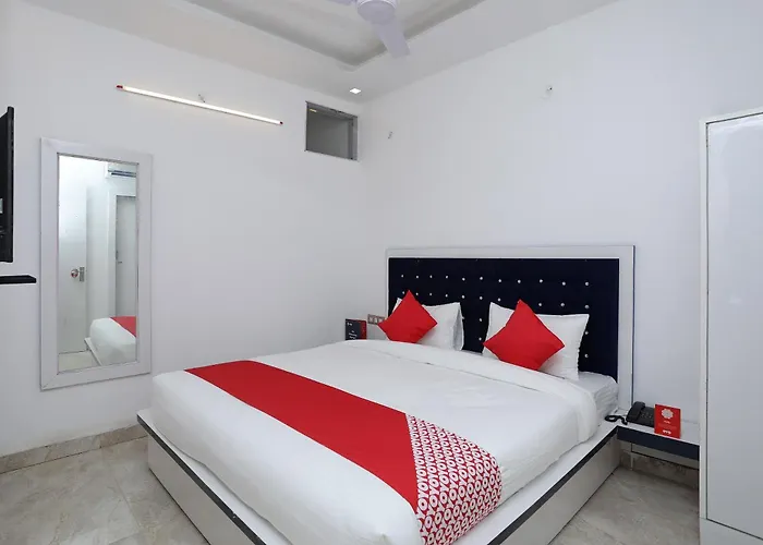 Oyo Flagship Hotel Uk-07