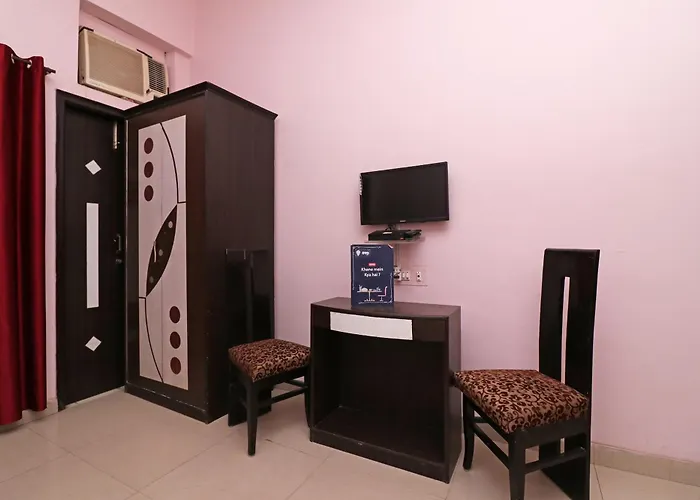 Hotel O Alpine Residency