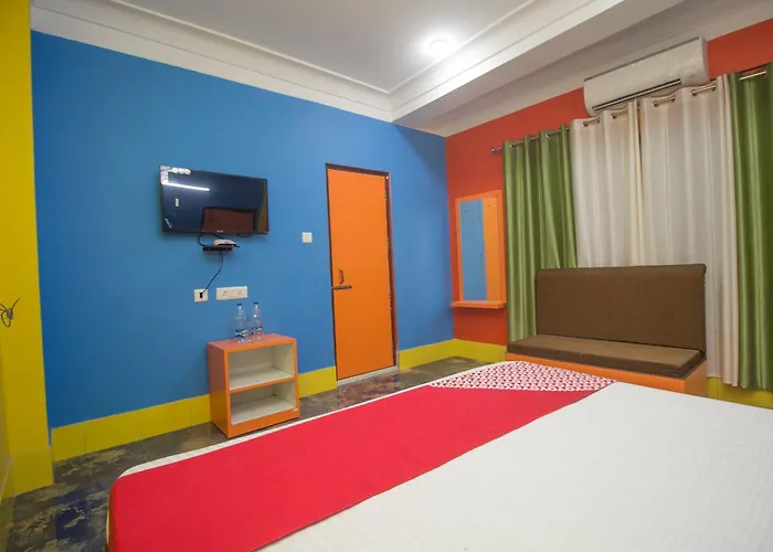 Collection O Relax Hotel
