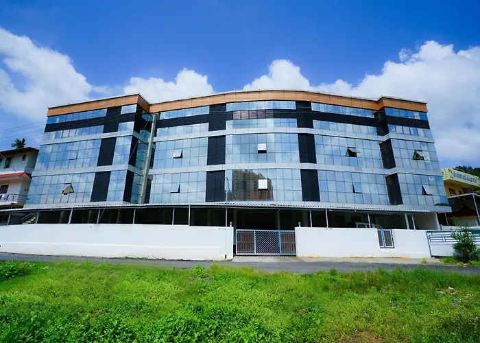 Oyo Vattekad Residency
