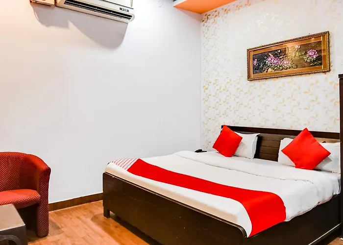 Hotel O Moon Hotel