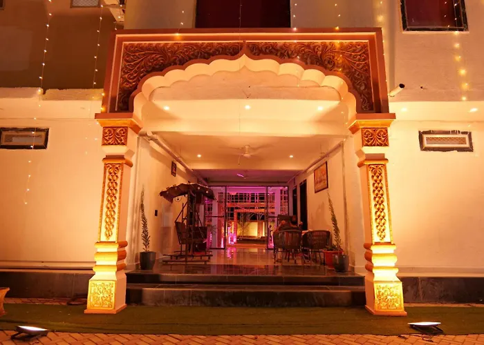 Bundeli Farm Resort & Banquet Orchha