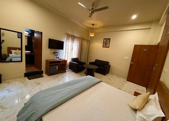 Hotel Green Hillock Alwar