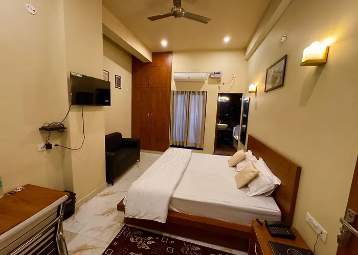 Hotel Green Hillock Alwar