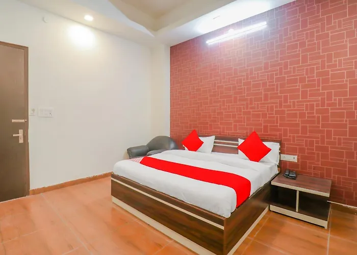 Hotel O Red Crown