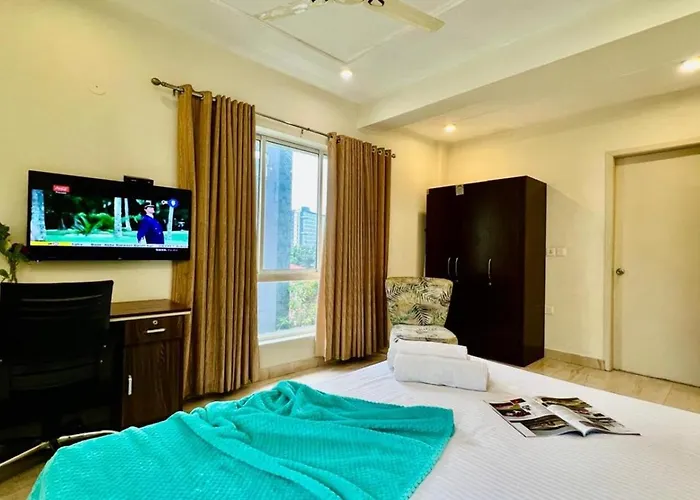 Bluo Lake View 1Bhk New Town - Terrace Garden