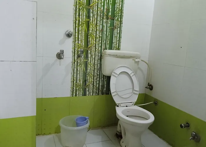 Hotel Kanha Inn Lucknow