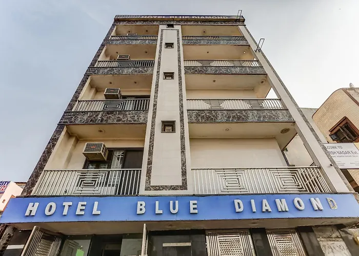 Hotel O Blue Diamond Near Jahangirpuri Metro Station