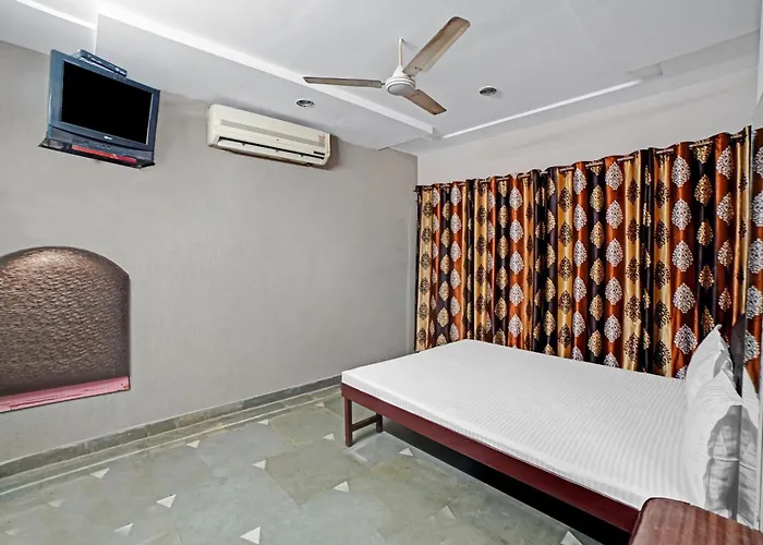 Hotel O Home Stay