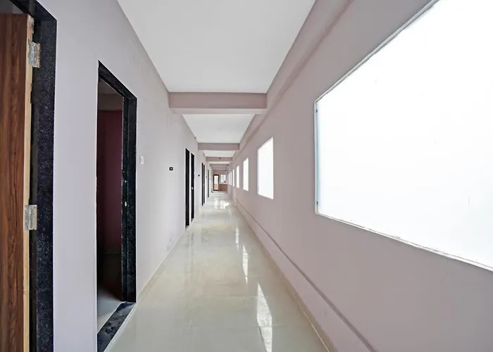 Hotel O Anant