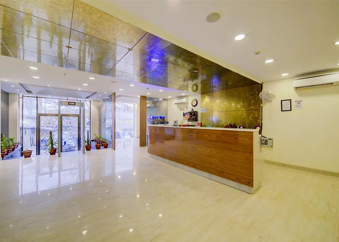 Hotel Grand Suites Near Delhi Aerocity - A Unit Of D'Capitol With Airport Drop