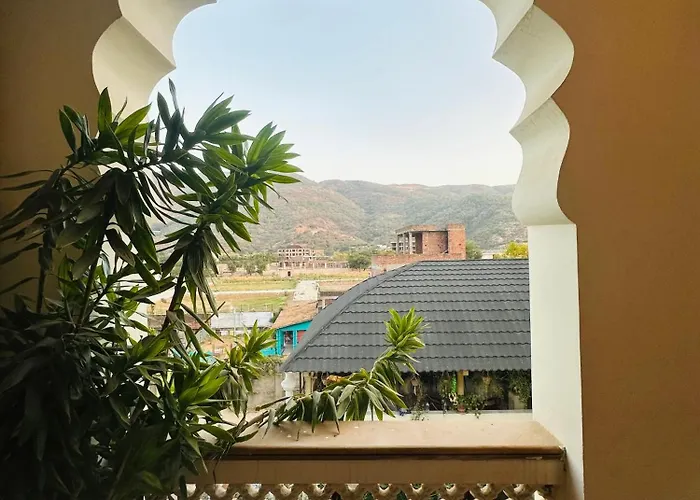 Banana Hostel Pushkar