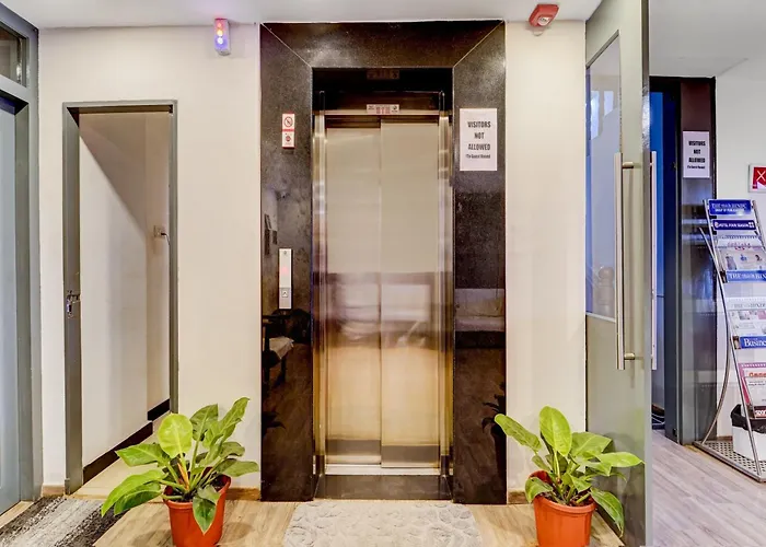Super Townhouse Four Season Hotel Coimbatore