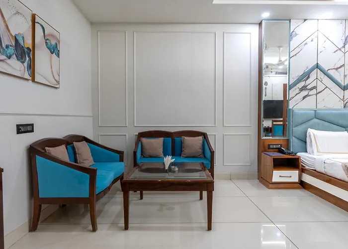 Hotel Leela Grande