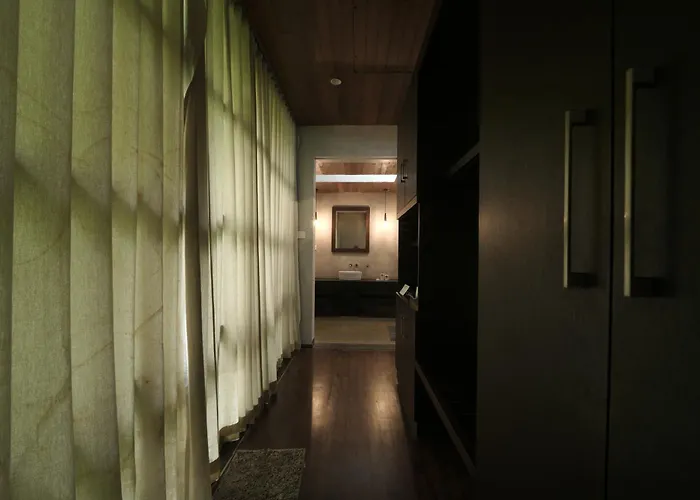 976 Panangad Bed & Breakfast Kochi