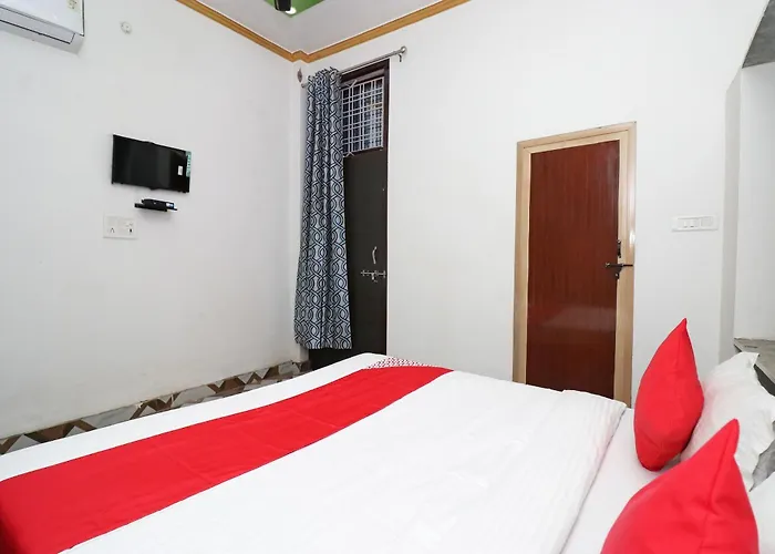 Hotel O U Inn