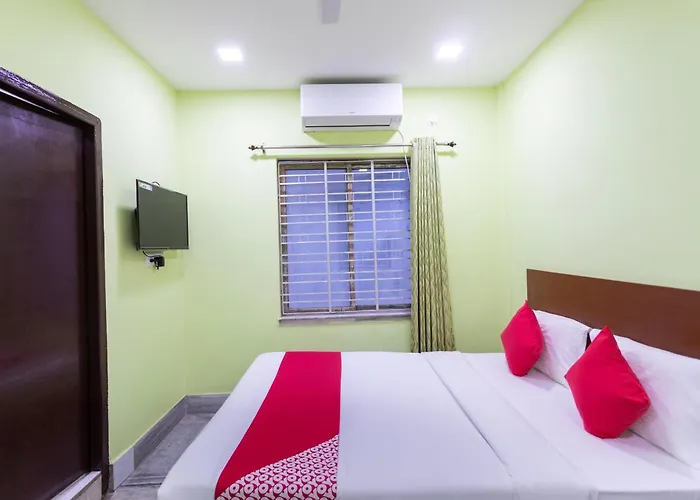 Oyo Maple The Residence