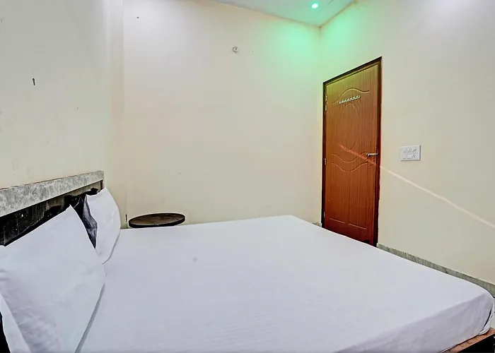 Hotel O Bhavya Guest House