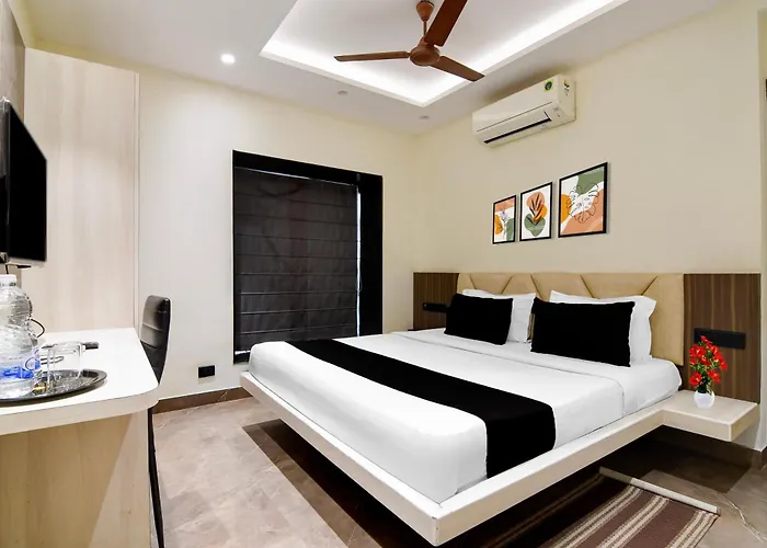 Super Townhouse Newtown Dlf