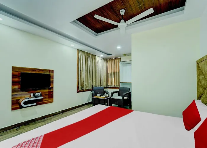 Super Hotel O Pari Shree