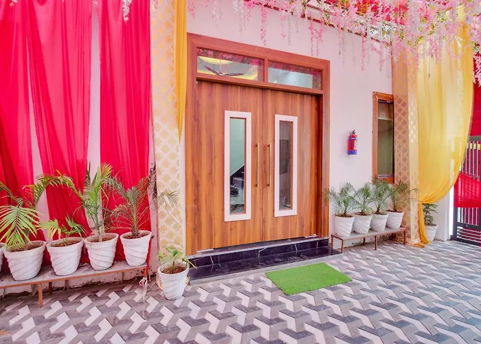 Hotel O Shree Ji Hotel & Banquet
