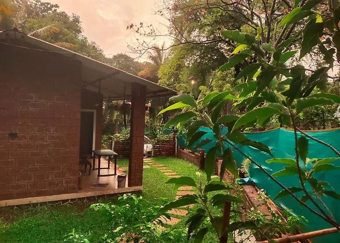 Shivai Holiday Home Alibag